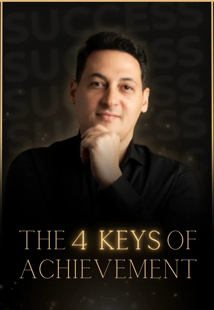 A nice image in golden and dark colors with Mario Messias in the cover of his course The 4 Keys of Achievement.