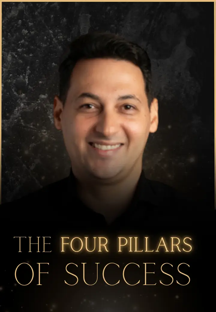 A luxury cover in gold and black of Mario Messias' course The Four Pillars of Success.